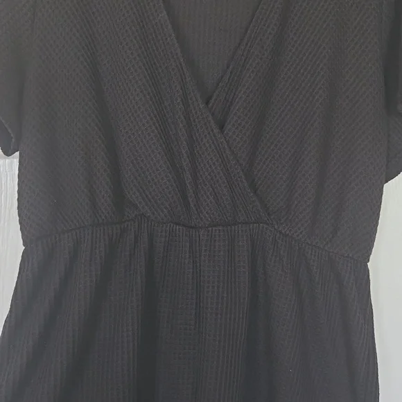 Short romper - Picture 2 of 4